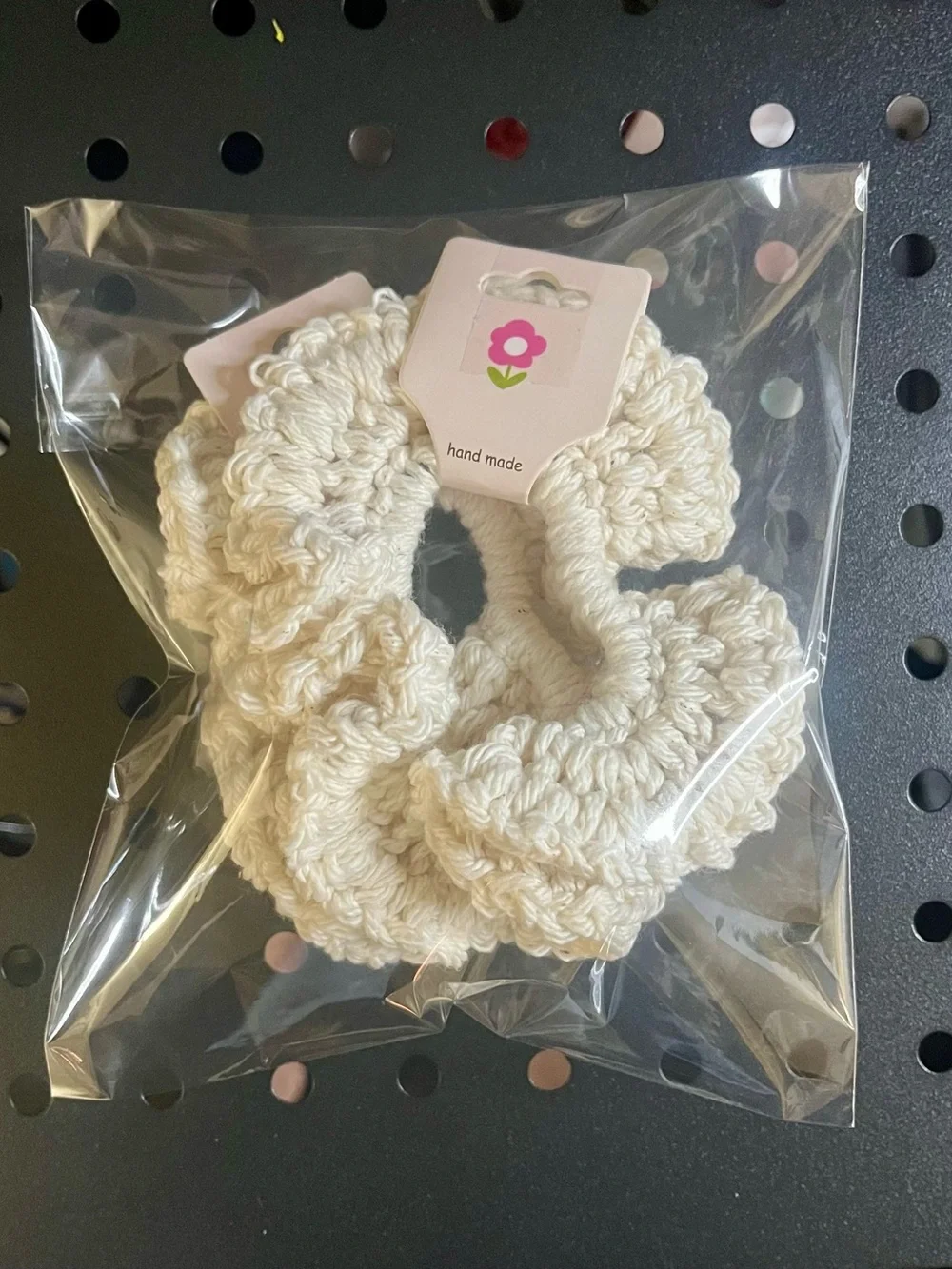 Handmade Crochet Scrunchie Set of 2 Cream Hair Ties NIP